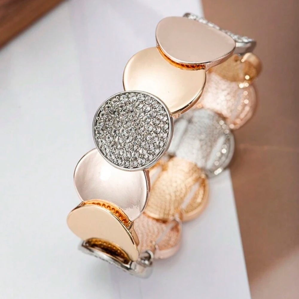 Elegant Multicolor Women's Bracelet